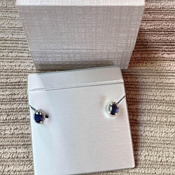 Ear rings - Picture 3 of 4